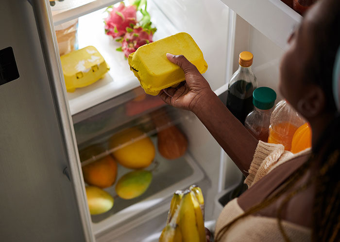 mi refrigerador hace ruidos como de agua hirviendo